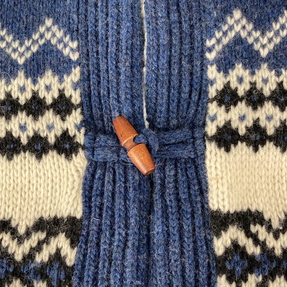 Telluride Knit Hooded Toggle Closure Cardigan, Size Medium - Picture 10 of 15